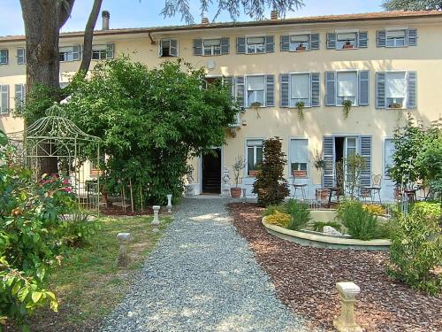 Bosco Marengo Bed & Breakfast | Lacetoliera Residenza d'epoca