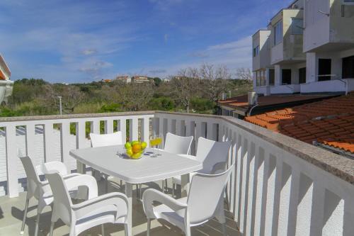 Gajac Apartment | Lada apartmani