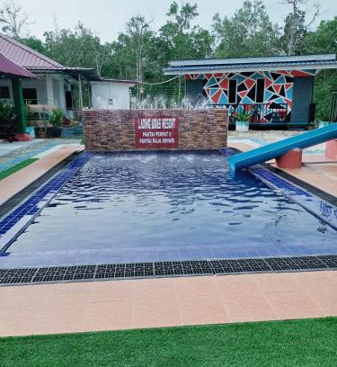 Rengit House | Lading Amas Resort