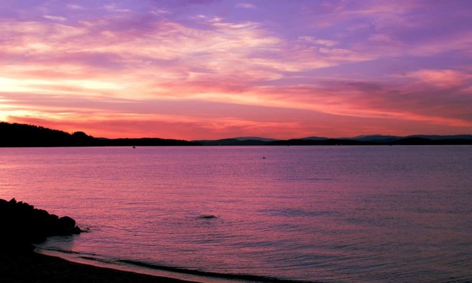 Laconia House | Lady of The Lake