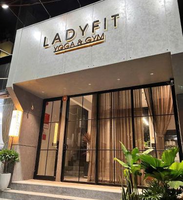 Hue City Centre House | Ladyfit House