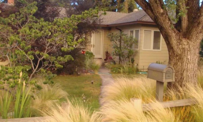 Stanley House | Lafayette Family Retreat near SF