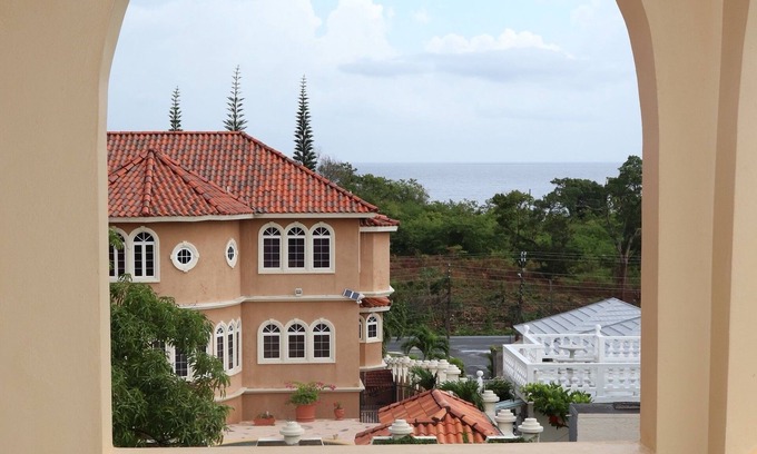 Boscobel House | Lagardan Ocean View