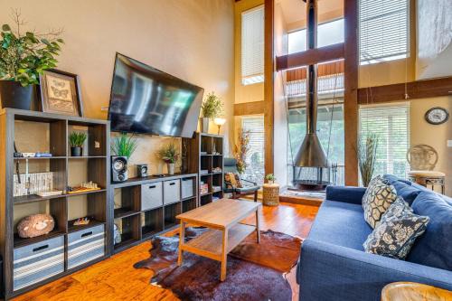 Point Venture House | Lago Vista Golf Getaway with Decks and Pool Access!