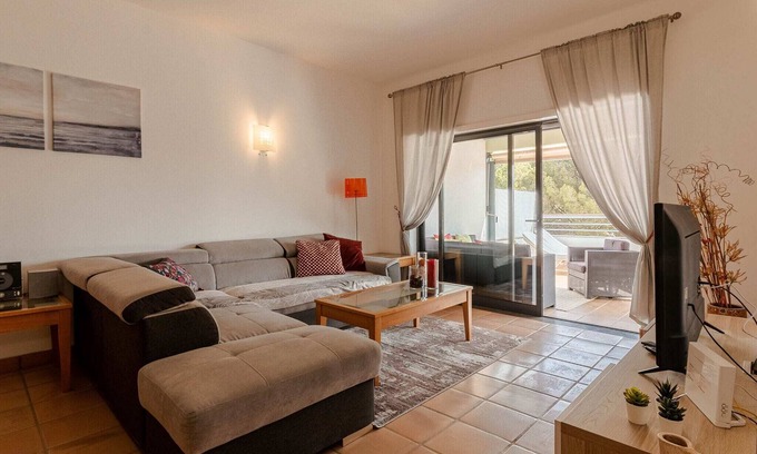 Chinicato Apartment | Lagos Marina Family Retreat