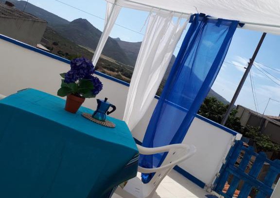 Carbonia House | Laguna Blu