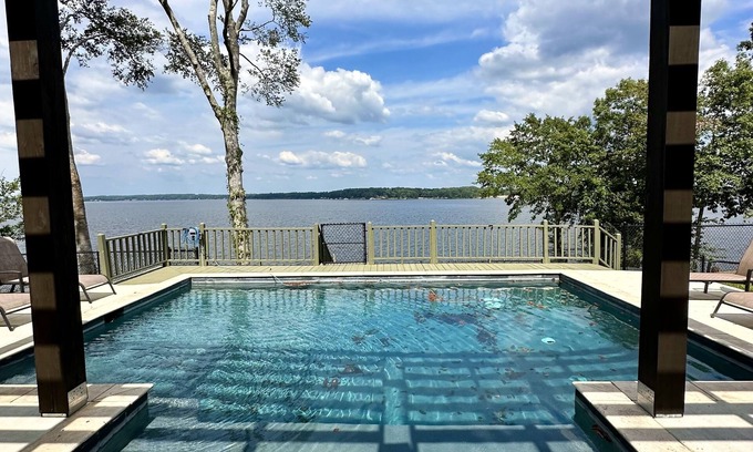 Downsville House | Lake and Pool Oasis at Eagle Bay Den on Lake D'arbonne!