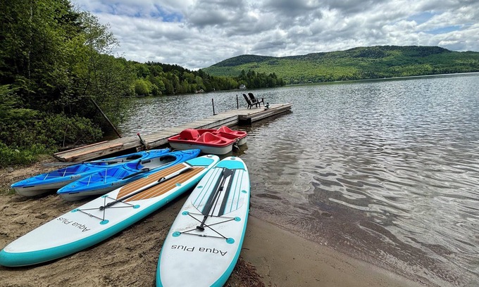 Saint Donat House | Lake Archambault Waterfront SPA Billiard Ski Games