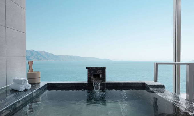 Takarabune Onsen Hotel | Lake Biwa Marriott Hotel