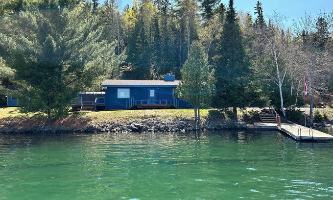 Sioux Narrows Nestor Falls House | Lake house on Crow Lake