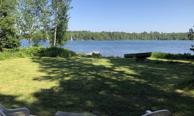 Duluth Cabin | Lake Cabin 25 miles from Duluth. high speed internet. new 50" Android TV