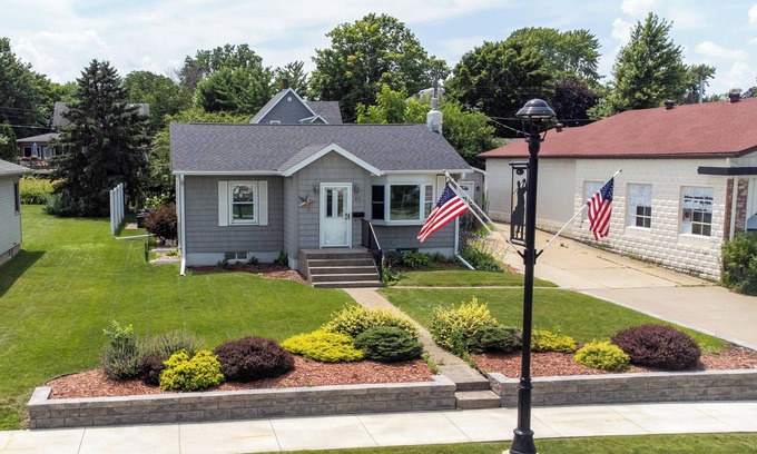 Lake City House | Lake City Lakeshore Home