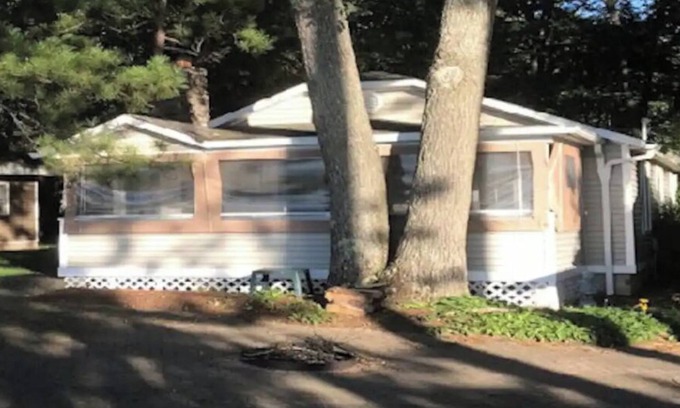 West Branch Cottage | Lake Front 2 Bedroom with sandy beach and close to ORV trails!