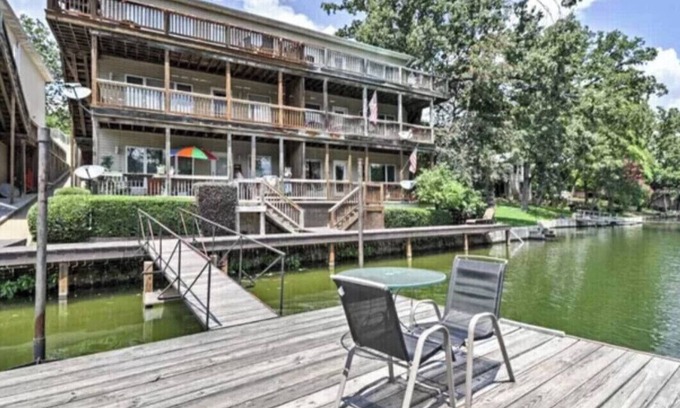 Lakeland Condo | Lake Front and just minutes from the track