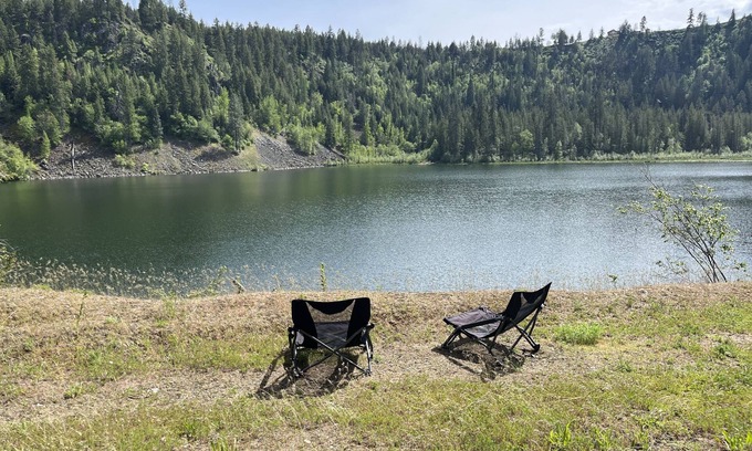 Elk Cabin | Lake front Cabin on beautiful private 60-acre property and 80-acre Lake.