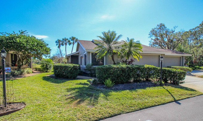 Sarasota House | Lake front, Golf Front, Twin Dolphin Villa