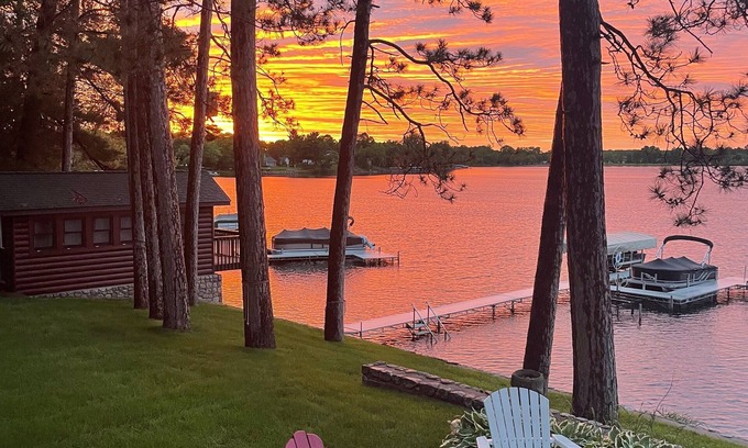 Crosby Cabin | Lake Front Home, Minutes To Bike Or Snowmobile Trails & Boat Landing