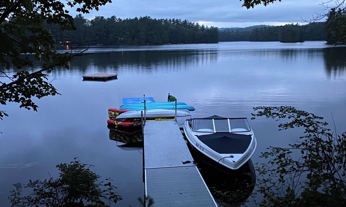 Vienna House | Lake Front Life! Private Dock for 16+, HotTub, Boating, 6 Kayaks & Theatre Room