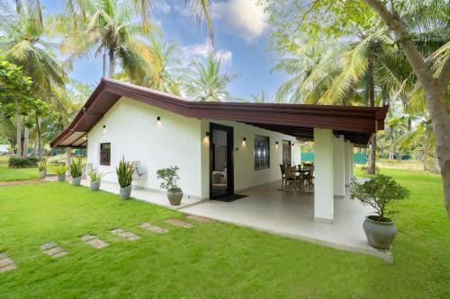 Inamaluwa House | Lake Gama