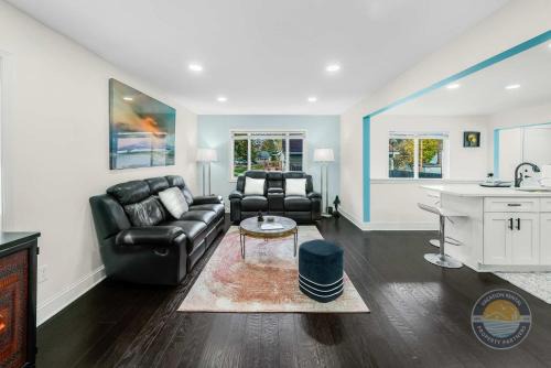 Lake Geneva House | Lake Geneva Family Fall Escape