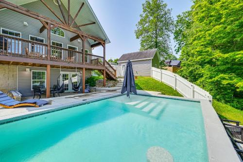 Mount Vernon House | Lake House on Lake Linville
