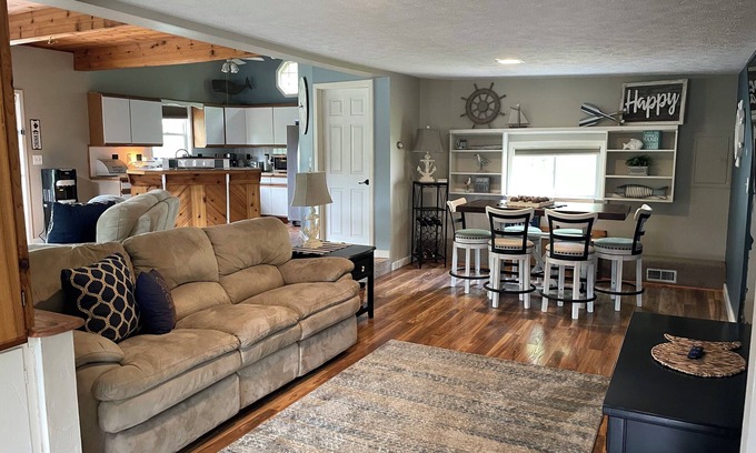 Lakeview House | Lake house on the water