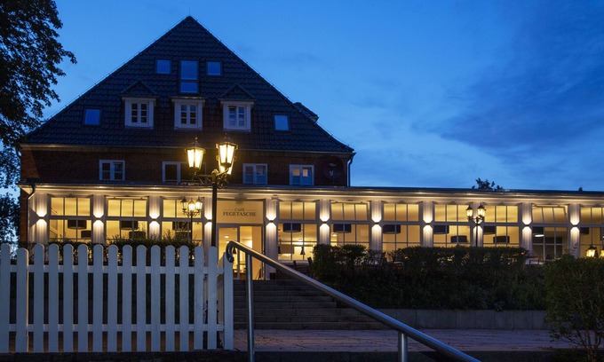 Ploen Hotel | Lake House Plön