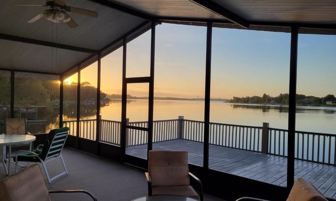 Polk City House | Lake House Retreat