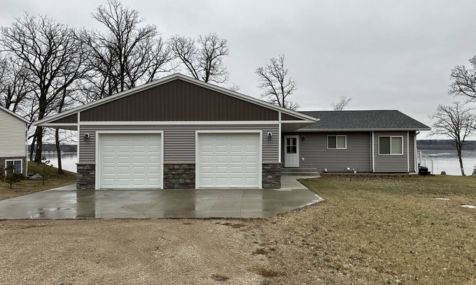 Perham House | Lake life on one of Minnesota’s premier fishing lakes!