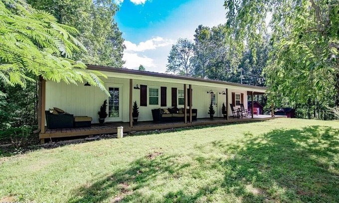 Falls of Rough House | Lake living has never been easier! Enjoy your time at Rough River Lake.