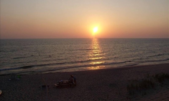 Grand Haven House | Lake Michigan Beach Home with Views/Water Access