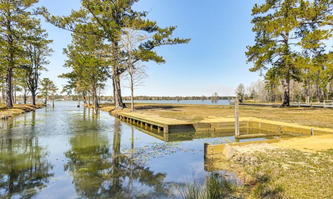 Moncks Corner House | Lake Moultrie Access Moncks Corner Home with Dock