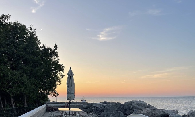 North Greece House | Lake Ontario Tranquility - Waterfront
