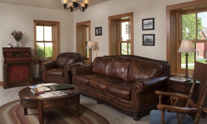 Sheboygan Bed & Breakfast | Lake Orchard Farm Retreat