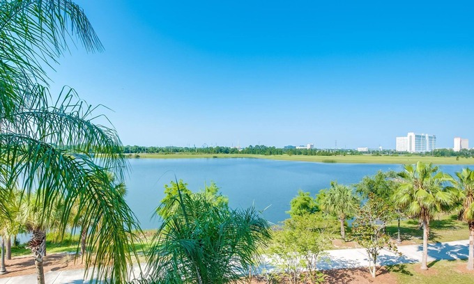 Florida Central Atlantic Coast Condo | Lake & Pool View Fireworks Vista Cay 2 Bed 2 Bathroom Stunning