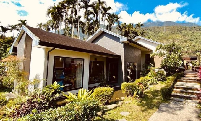 Shoufeng Bed & Breakfast | Lake's Heart
