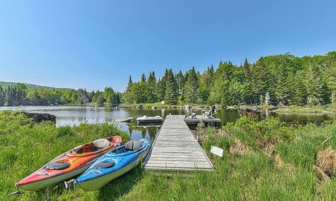 St-Adolphe-d'Howard Ski Chalet | Lake, spa and softness | Le Havre des Saisons
