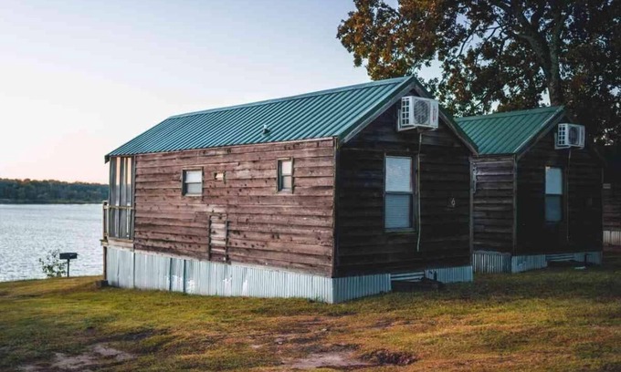 Mead Cabin | Lake Texoma Cedar Cabin