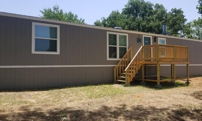 Mead House | Lake Texoma Vacation Home Wakezone