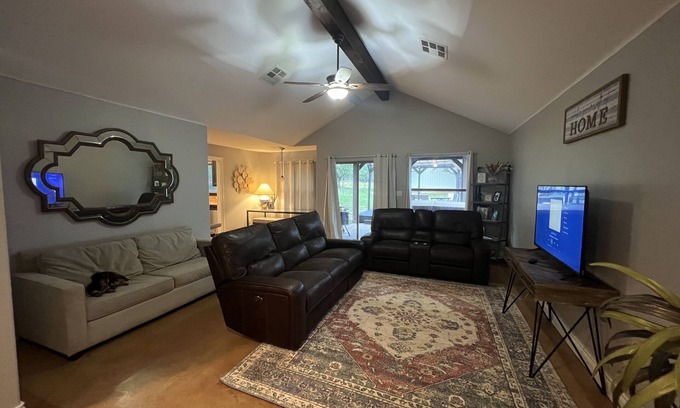 Burnet House | Lake Time at Beautiful Buchanan