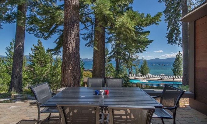 Tahoe Tavern House | Lake View - 10 Minutes to Palisades Tahoe & Walk to Town!