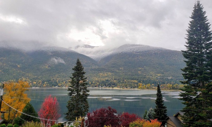 Central Kootenay House | Lake view boho inspired home with heated covered parking