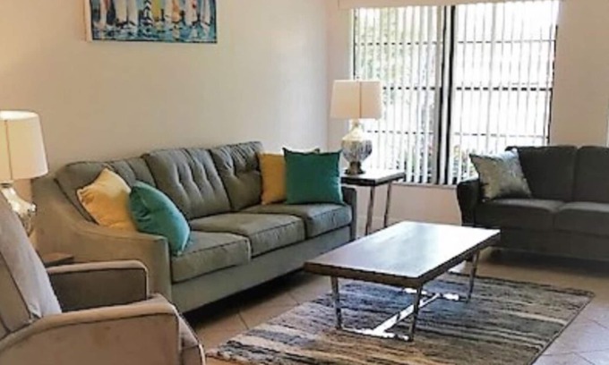 Sarasota House | Lake View/Heated Pool/Close to Siesta Key Beaches!