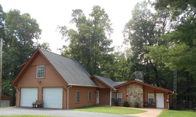 Leitchfield House | Lake View Home with Boat Dock