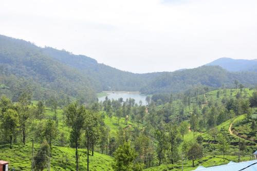 Nuwara Eliya House | Lake View Homestay