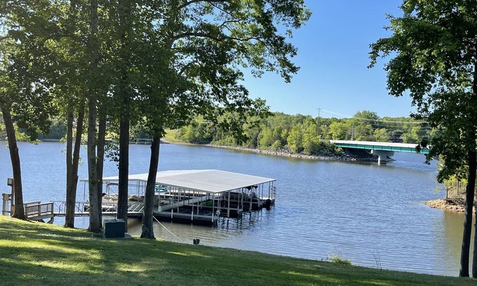 Winchester House | Lake View Prime Location, Community Dock w swim ladders, covered boat slip,