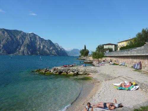 Campagnola Apartment | Lake View Tonini Apartments