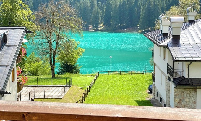 Auronzo di Cadore Apartment | Lake view two-room apartment
