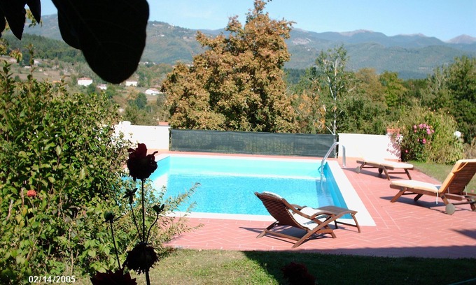 Camporgiano House | Lake view villa in Garfagnana Tuscany Lucca