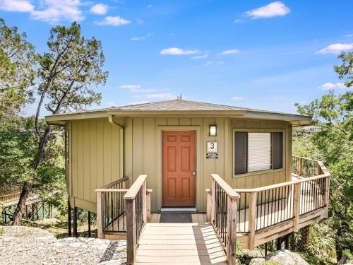 Lakeway House | Lakefront Bungalow With Community Poolhot Tub #3